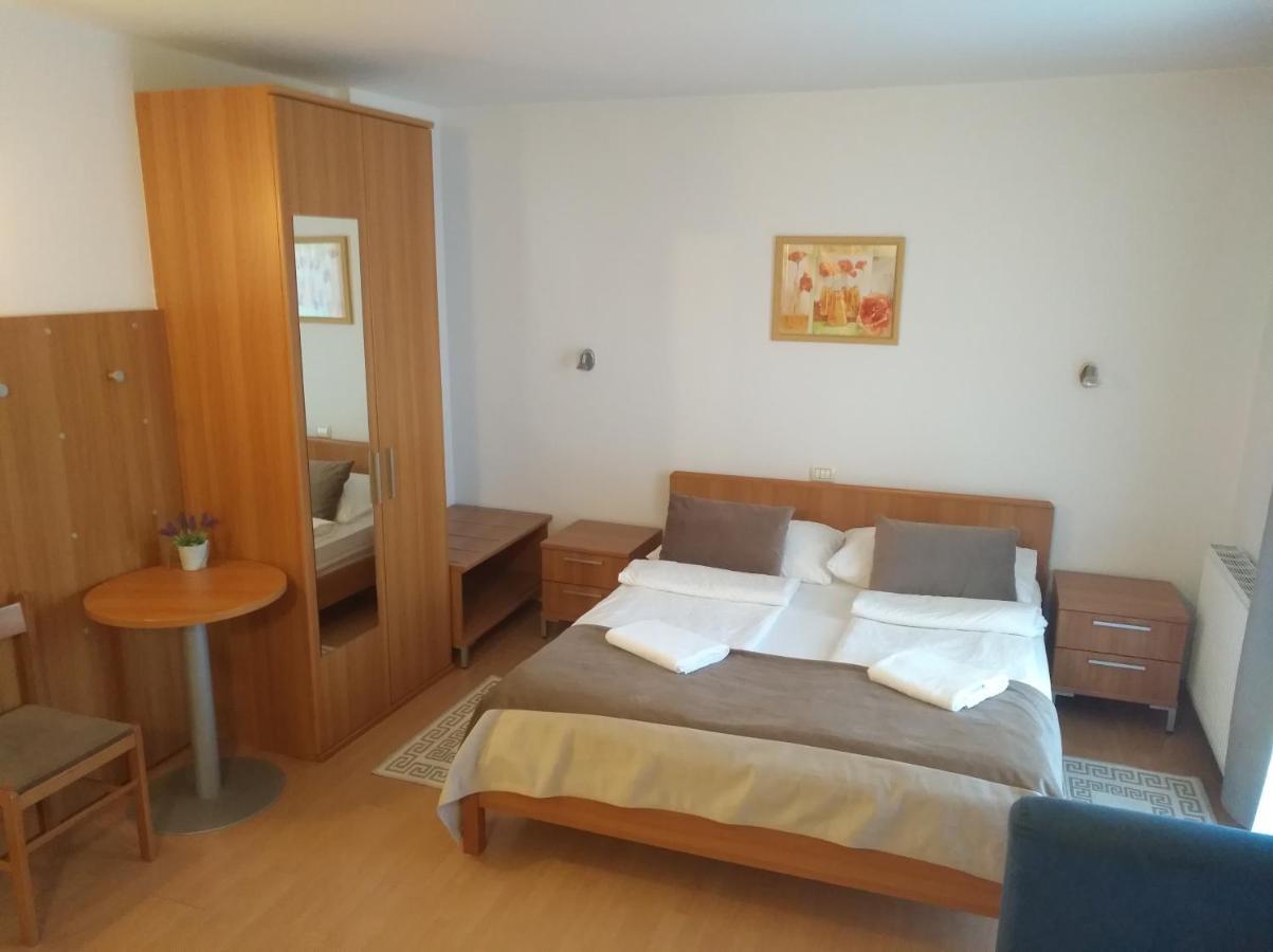 Garni Hotel Keltika Izola Exterior foto