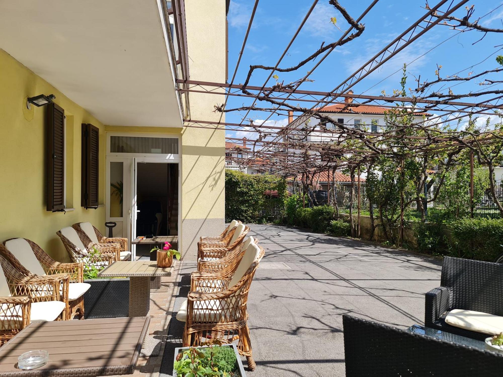 Garni Hotel Keltika Izola Exterior foto